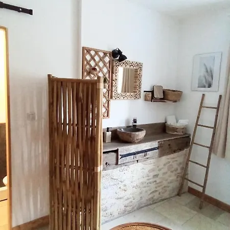 Gasthuis L'instant... Marolles-sous-Lignieres